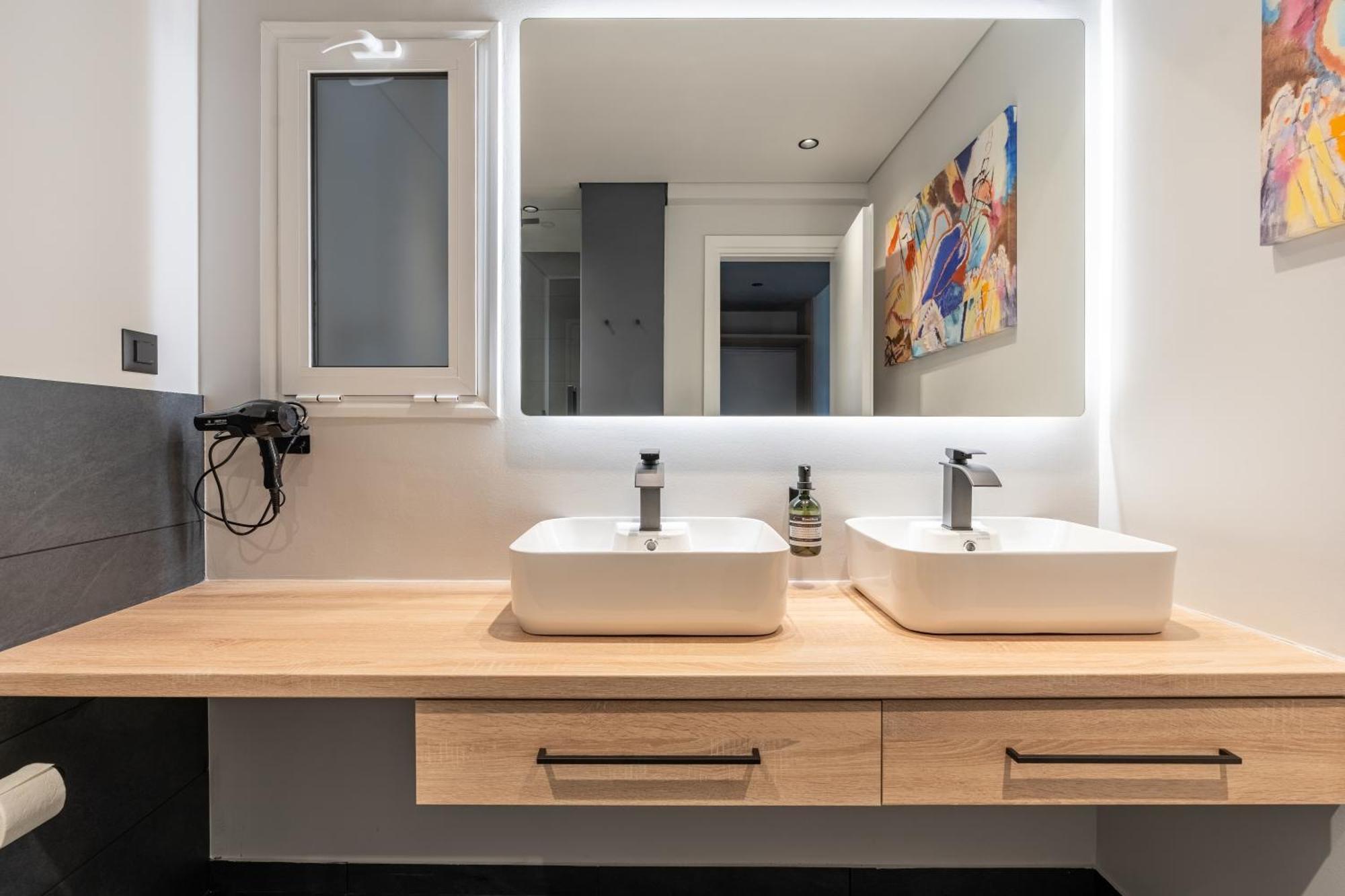 Athena Blue Lux Apartments 2Br 2Ba With City Skyline View, Near Kolonaki Athènes Extérieur photo